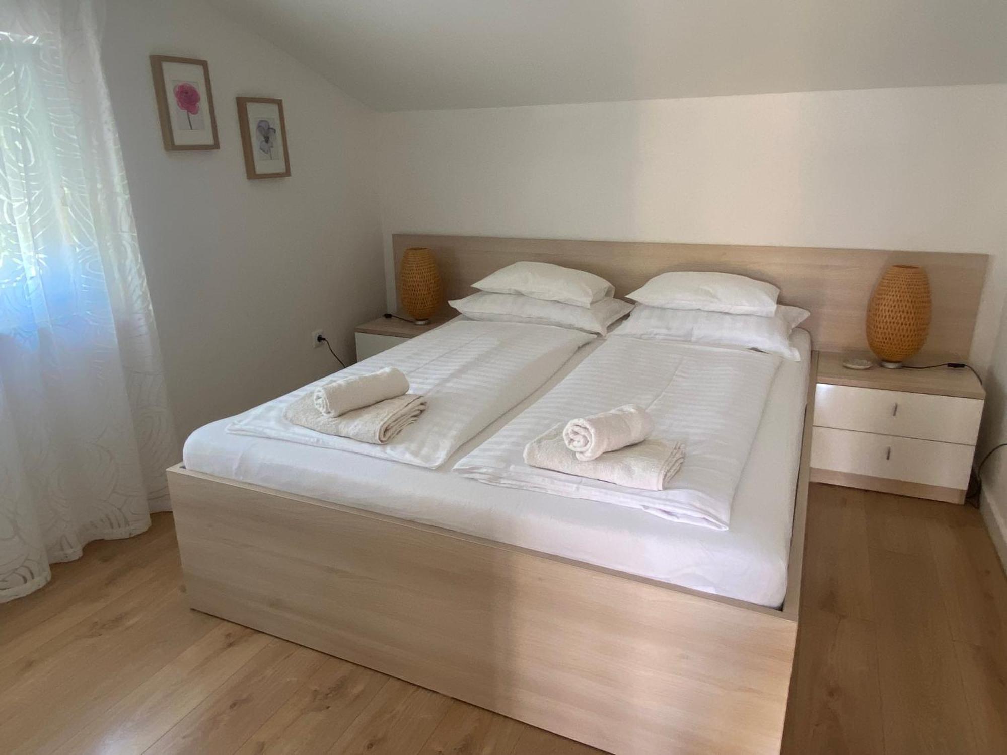 Bed & Breakfast Dani Bed & Breakfast Baska  Exterior photo