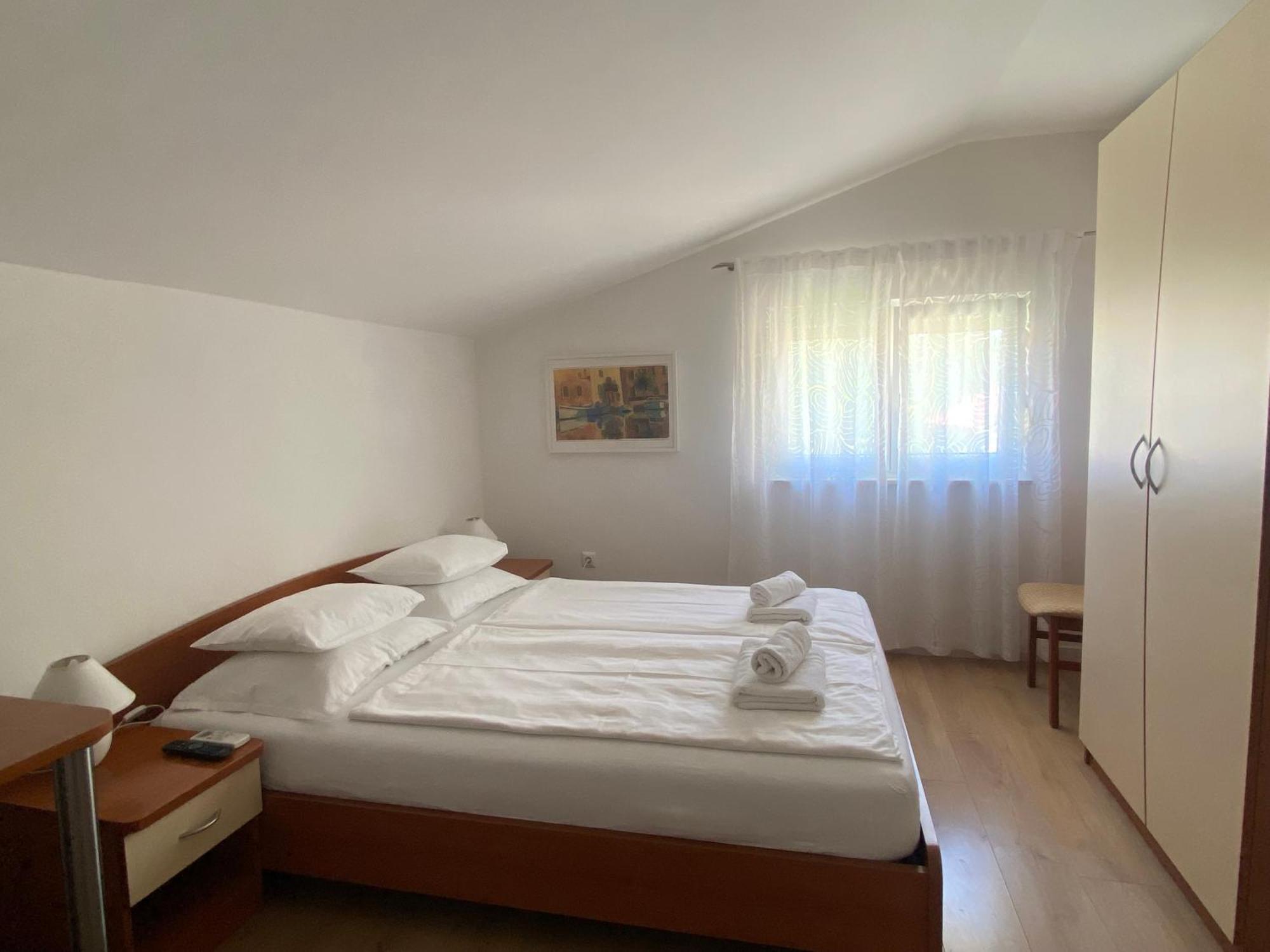 Bed & Breakfast Dani Bed & Breakfast Baska  Exterior photo