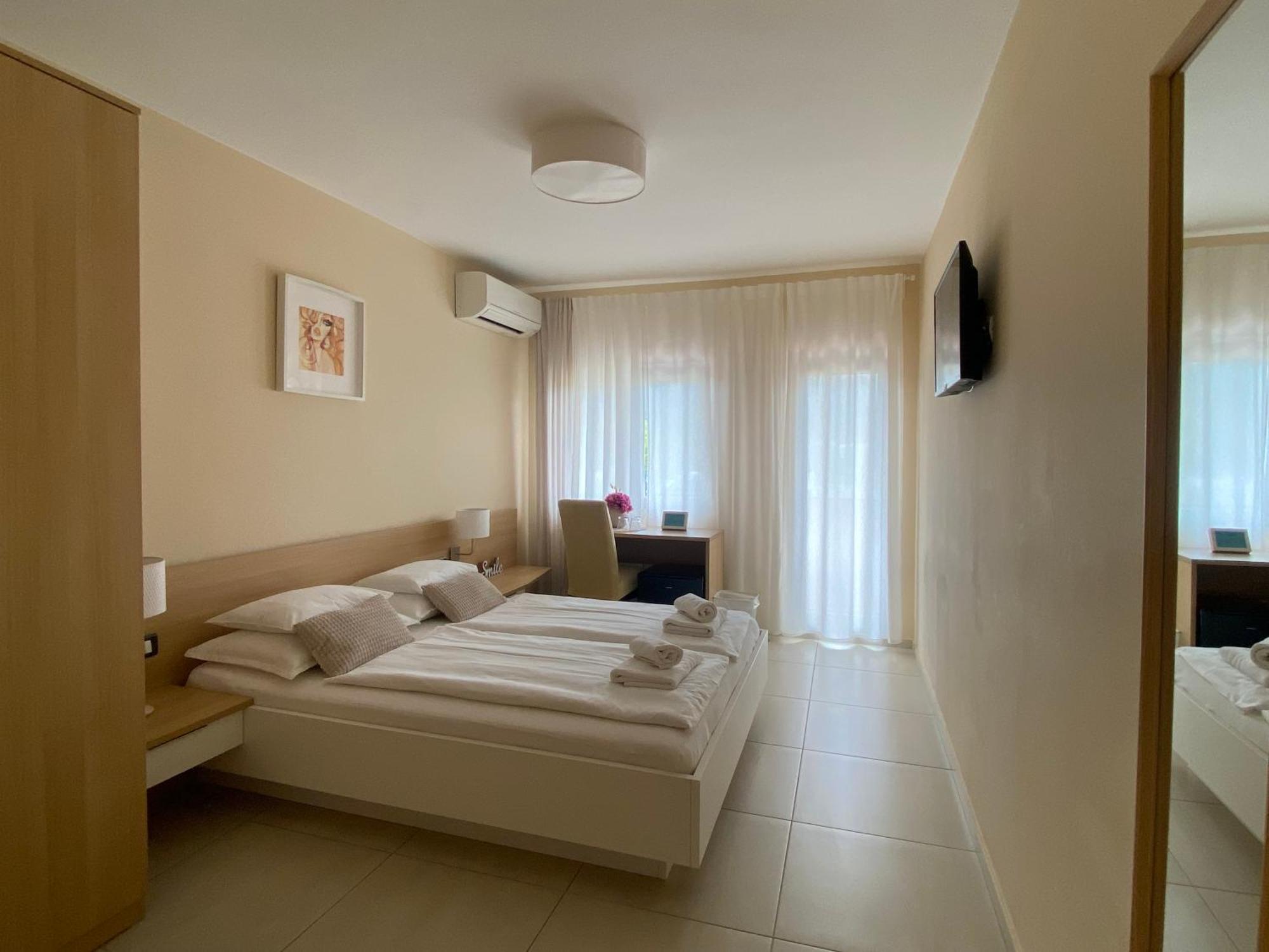 Bed & Breakfast Dani Bed & Breakfast Baska  Exterior photo